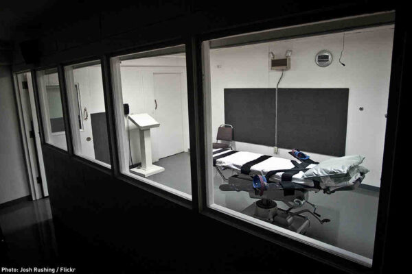 Execution chamber