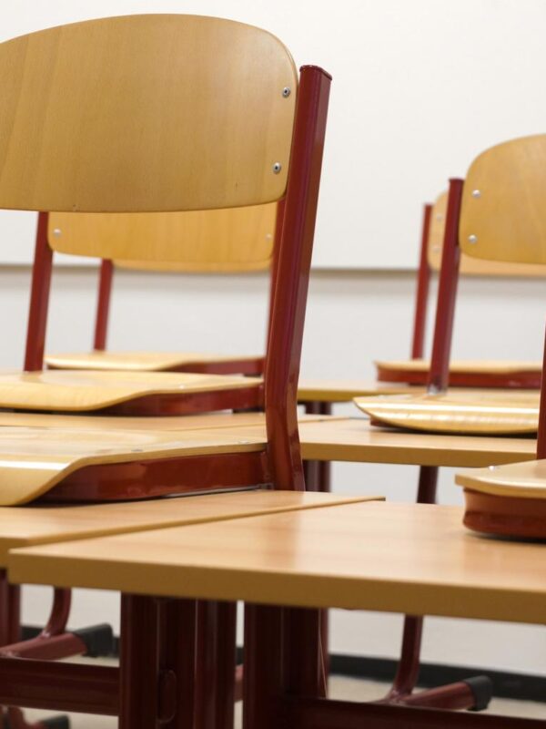 classroom chairs